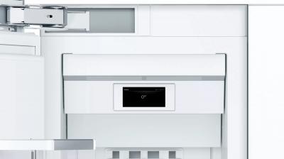 18" Bosch 8.6 Cu. Ft. Benchmark Series Built-in Freezer - B18IF905SP