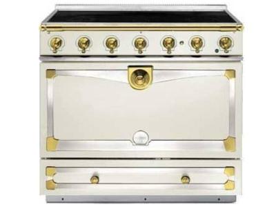 36" La Cornue CornuFé 90 Albertine Freestanding Induction Range - C9VF-I